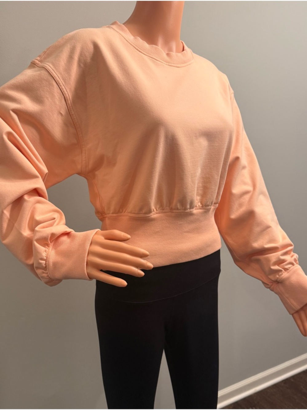 Lululemon Ribbed Contoured-Waist Crew Neck Pullover Malibu Peach Sz 10 NWOT - Picture 5 of 13